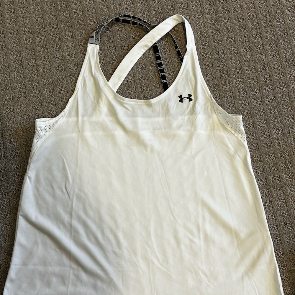 NWOT Under Armour Women's Cream Tank Top